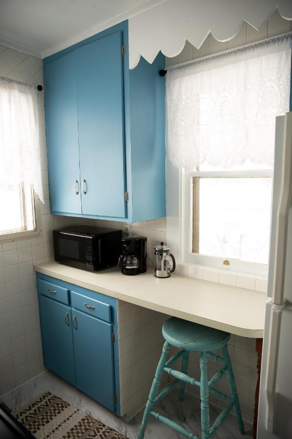 Charming French Studio Apartment Laramie Exteriör bild