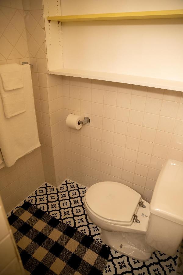 Charming French Studio Apartment Laramie Exteriör bild